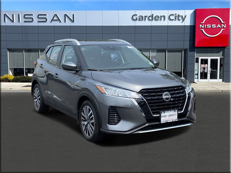 Certified 2024 Nissan Kicks SV image 1