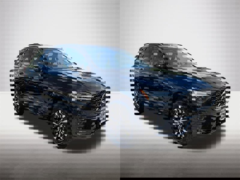 Certified 2024 Volvo XC60 B5 Core image 1