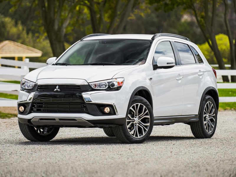 Used 2017 Mitsubishi Outlander Sport ES image 1