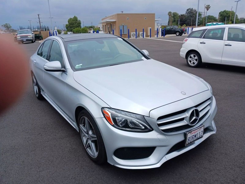 Used 2015 Mercedes-Benz C 300 4MATIC Sedan image 1