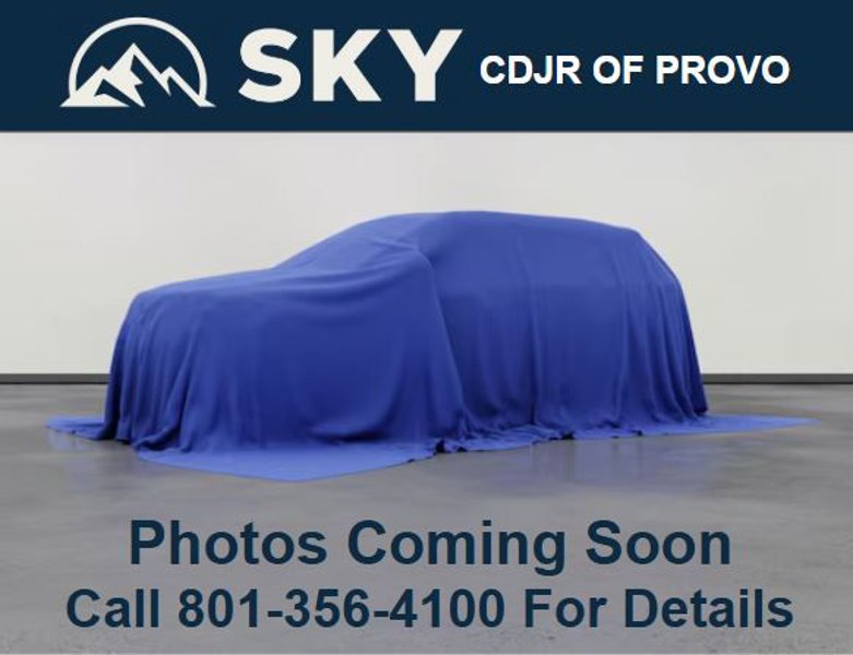 Used 2022 Chevrolet Silverado 1500 Custom w/ Safety Confidence Package image 1