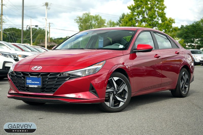 Certified 2023 Hyundai Elantra SEL w/ Convenience Package image 1
