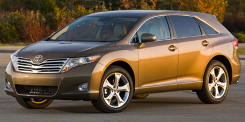 Used 2010 Toyota Venza image 1