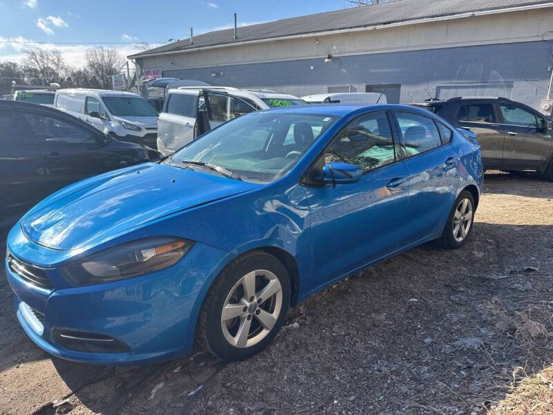 Used 2015 Dodge Dart SXT image 1