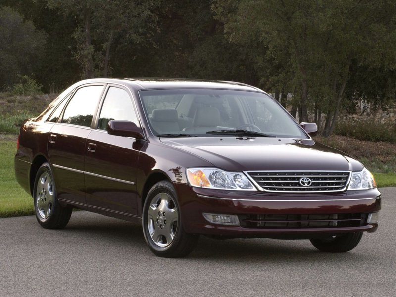 Used 2004 Toyota Avalon image 1