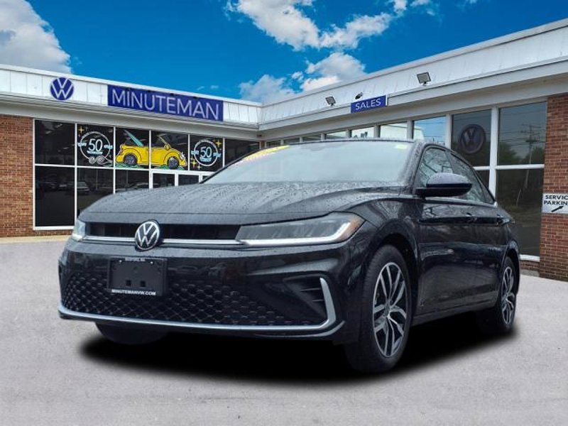 Certified 2025 Volkswagen Jetta SE w/ Sunroof Package image 1