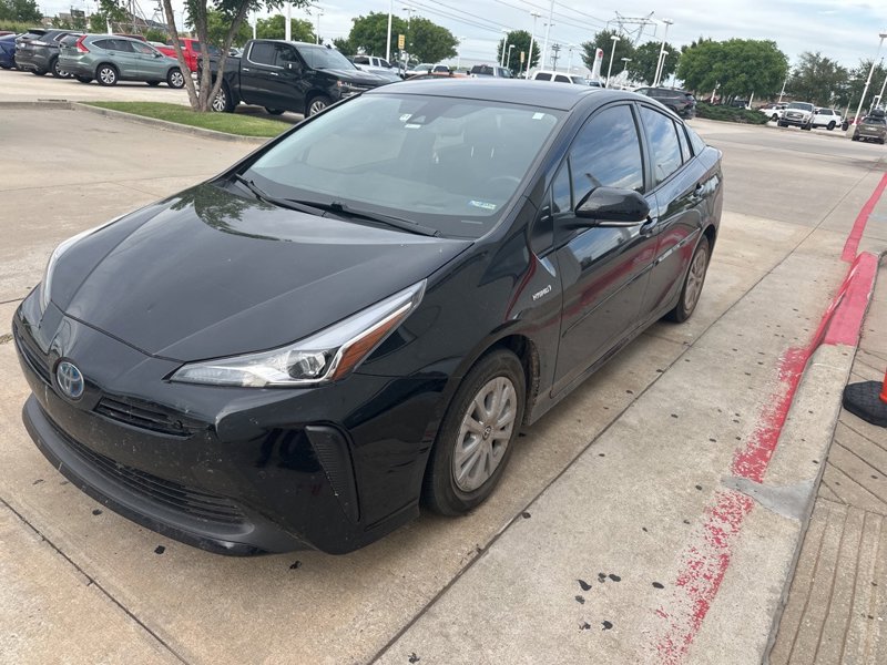Used 2022 Toyota Prius L Eco image 1
