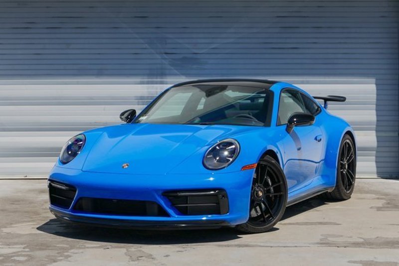 Certified 2024 Porsche 911 Coupe image 1