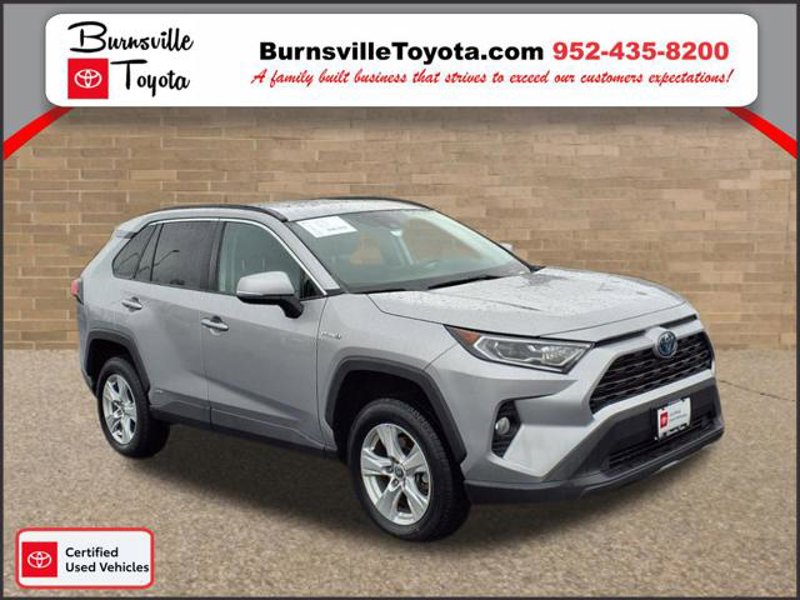 Certified 2021 Toyota RAV4 XLE image 1