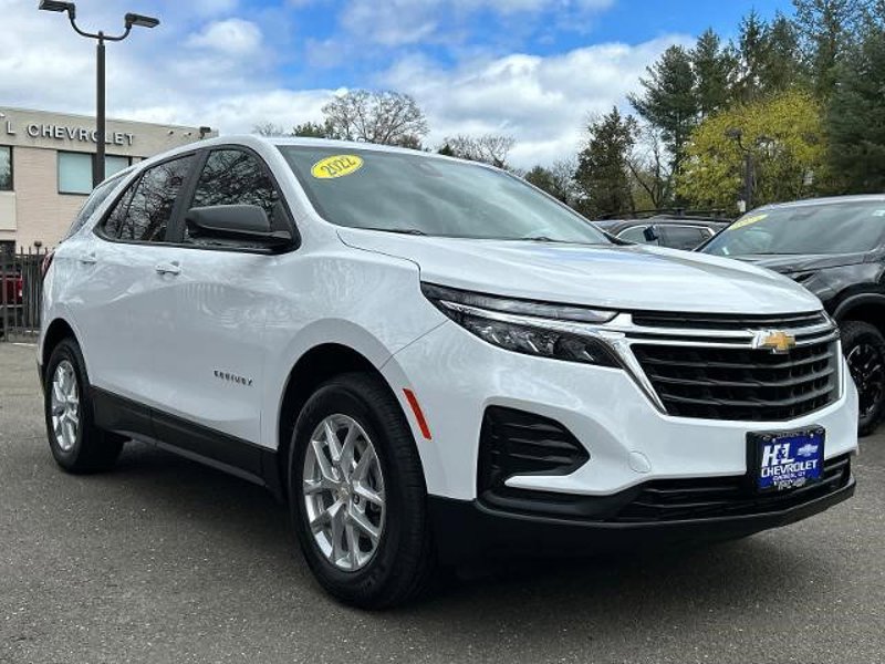 Certified 2022 Chevrolet Equinox LS w/ LS Convenience Package image 1