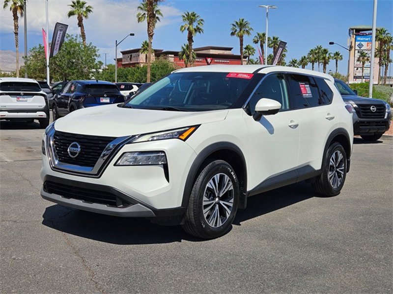 Certified 2021 Nissan Rogue SV image 1