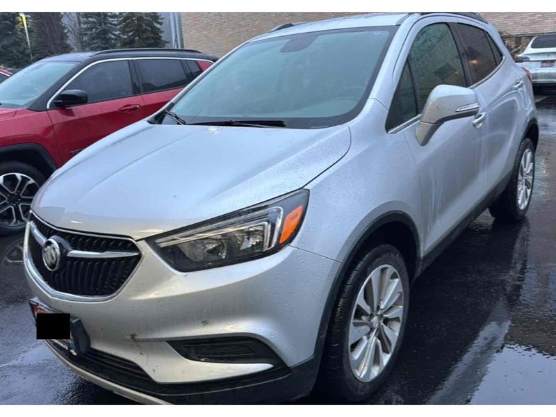Used 2019 Buick Encore Preferred image 1