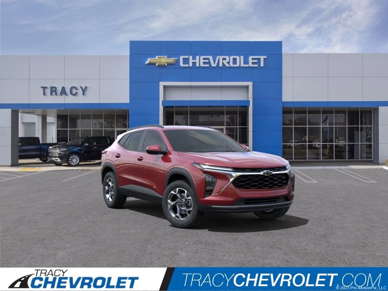 New 2025 Chevrolet Trax LT w/ Driver Confidence Package image 1