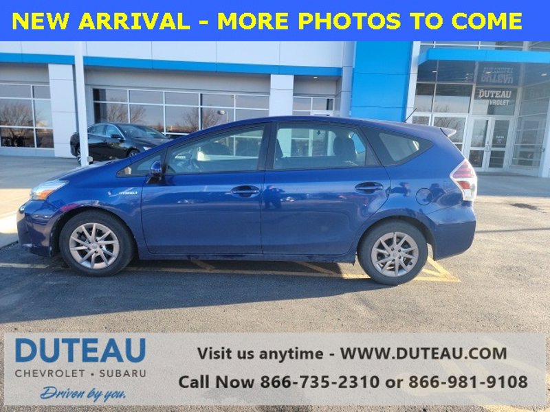Used 2015 Toyota Prius V Two image 1