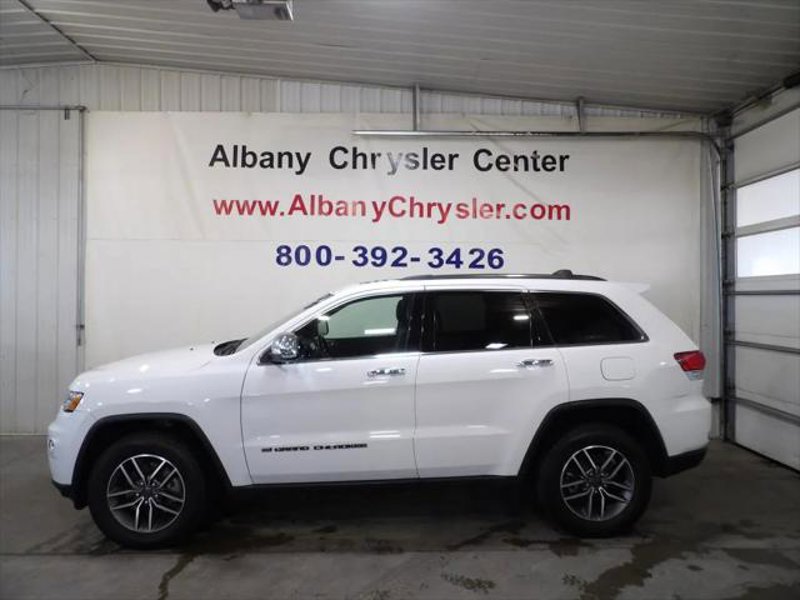 Certified 2022 Jeep Grand Cherokee Limited image 1