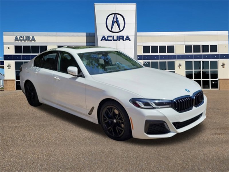 Used 2022 BMW 530i w/ M Sport Package image 1
