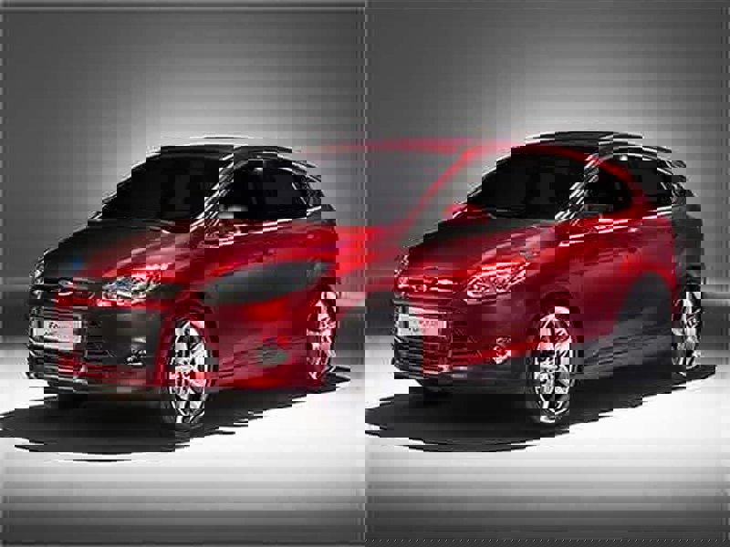 Used 2013 Ford Focus Titanium image 1