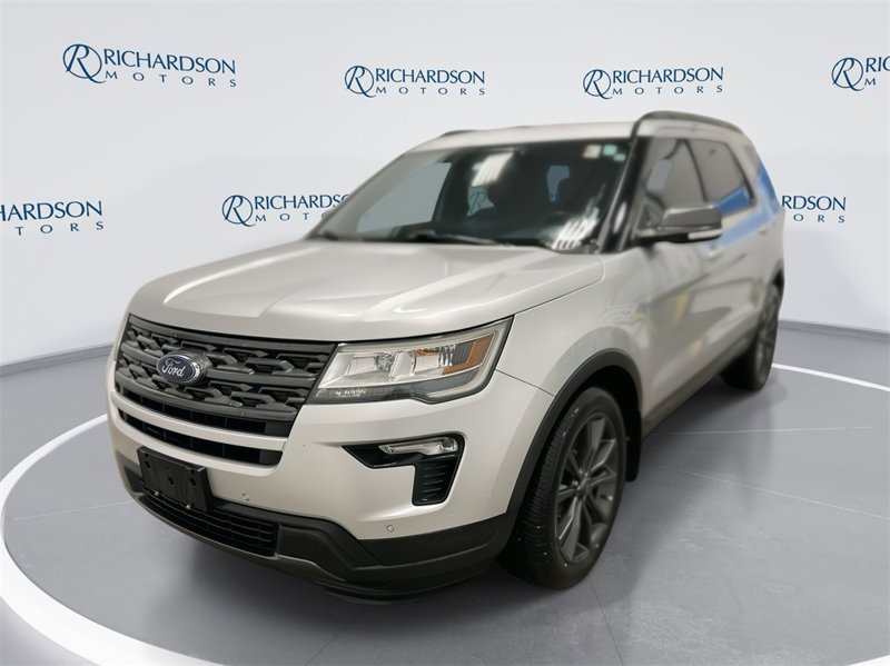 Used 2018 Ford Explorer XLT w/ Equipment Group 202A image 1