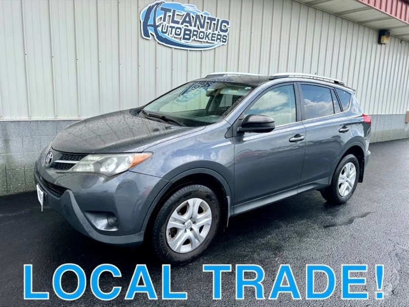 Used 2013 Toyota RAV4 LE image 1