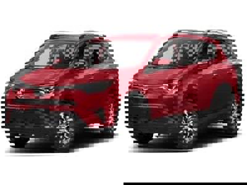 Used 2017 Toyota RAV4 LE image 1