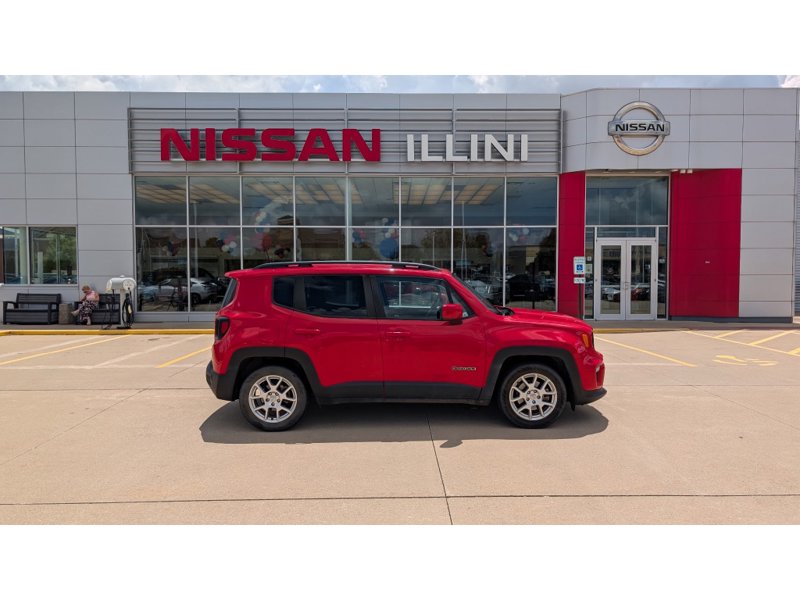 Used 2019 Jeep Renegade Latitude image 1