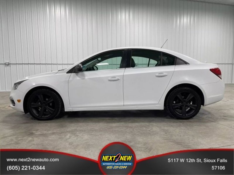 Used 2015 Chevrolet Cruze LT image 1