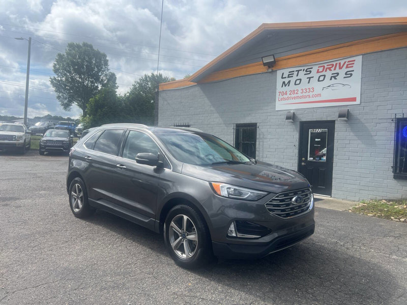 Used 2019 Ford Edge SEL w/ Equipment Group 201A image 1