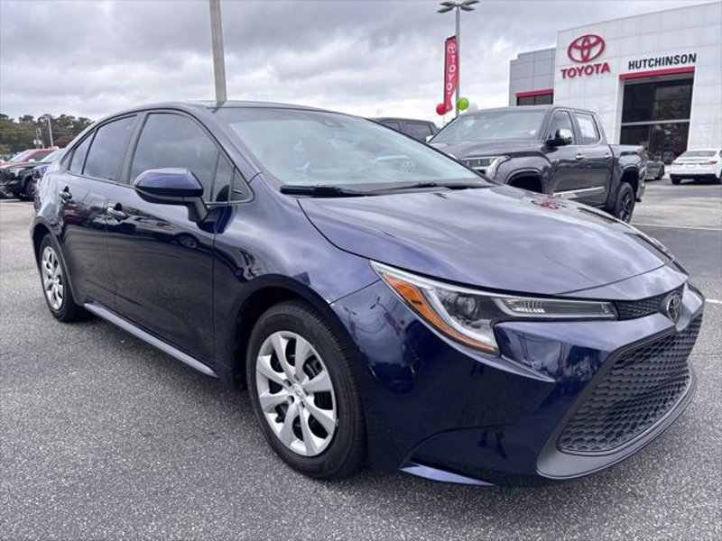 Used 2022 Toyota Corolla LE image 1