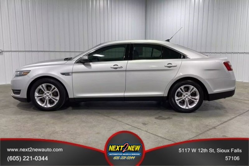 Used 2015 Ford Taurus SEL w/ Equipment Group 201A image 1