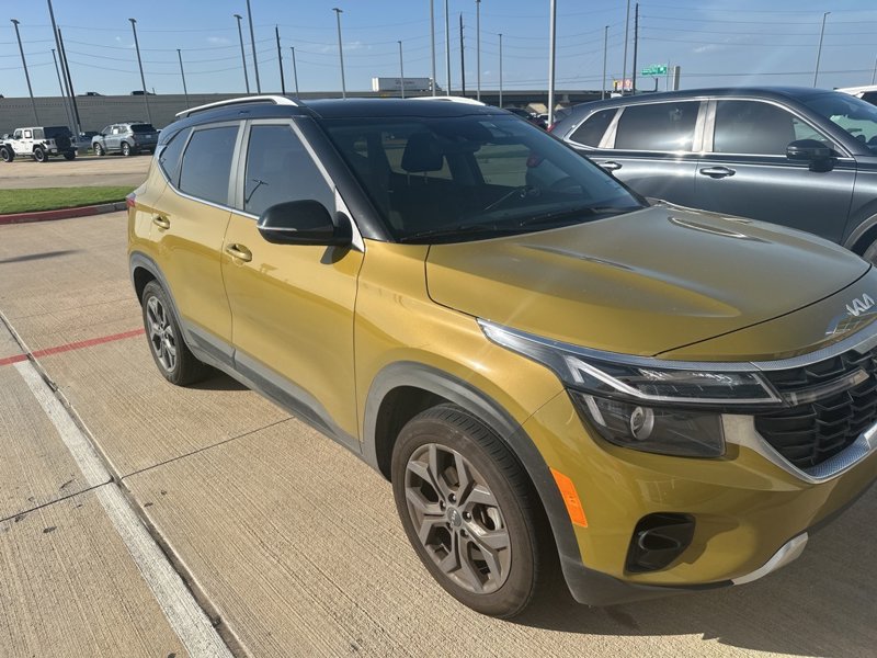 Used 2024 Kia Seltos S image 1