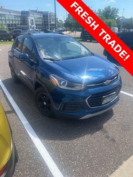 Used 2020 Chevrolet Trax LT w/ Driver Confidence Package image 1
