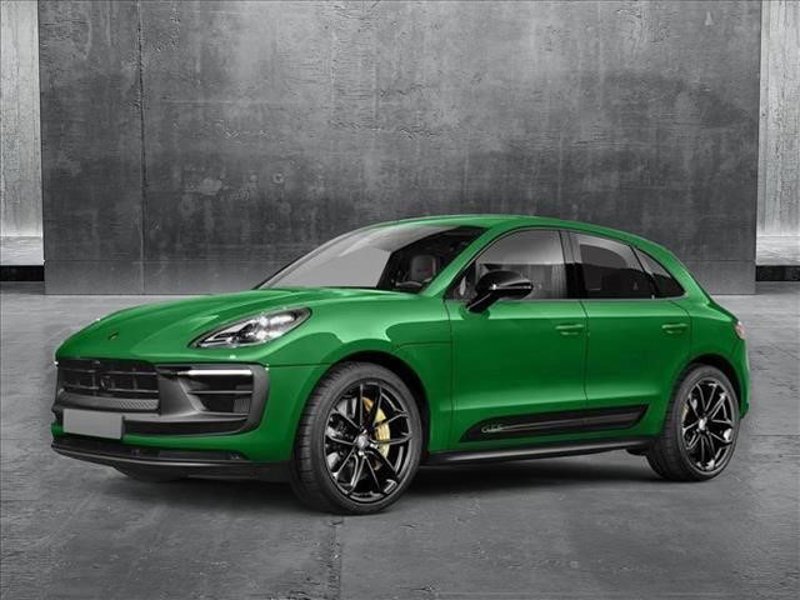 Used 2024 Porsche Macan image 1
