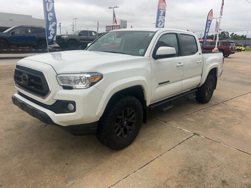 Certified 2023 Toyota Tacoma SR5 image 1