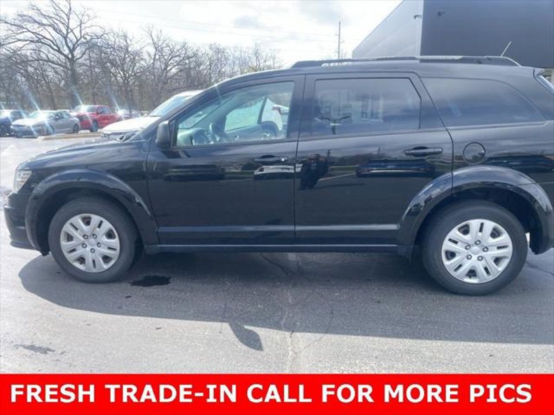 Certified 2017 Dodge Journey SE image 1