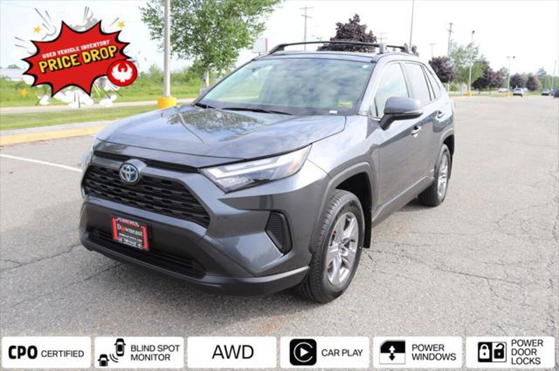 Certified 2022 Toyota RAV4 XLE image 1