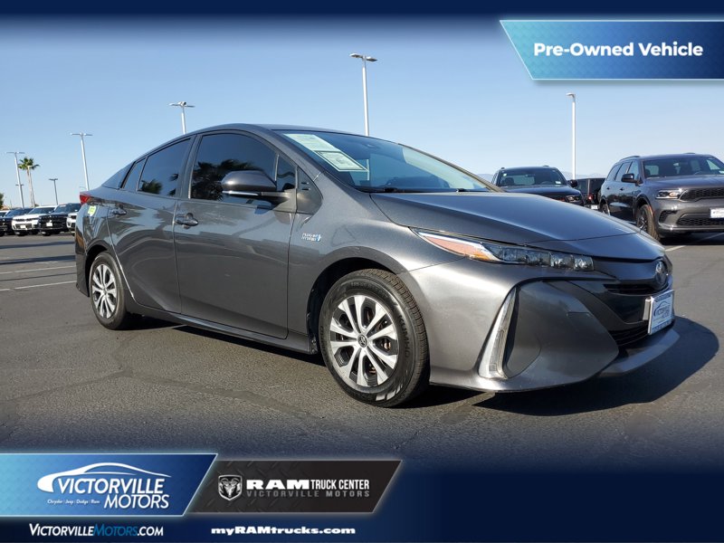 Used 2021 Toyota Prius Prime XLE image 1