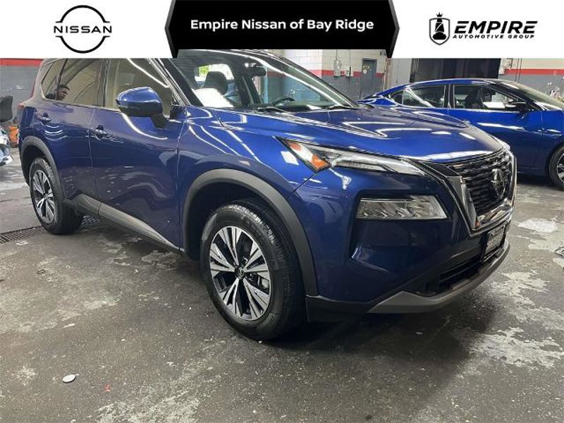Certified 2021 Nissan Rogue SV image 1