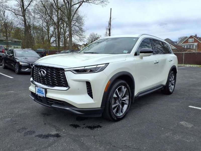 Certified 2022 INFINITI QX60 Luxe w/ Performance Audio Package image 1