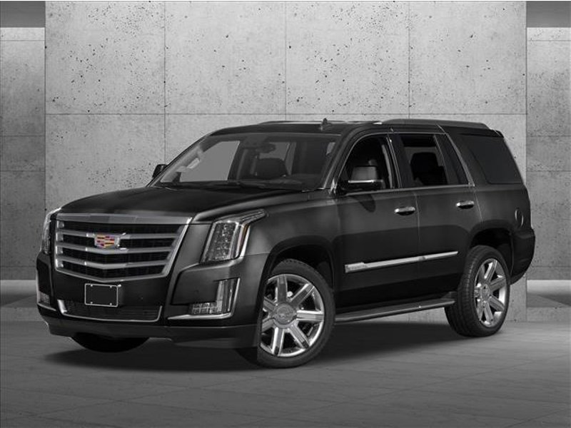 Used 2018 Cadillac Escalade Luxury image 1