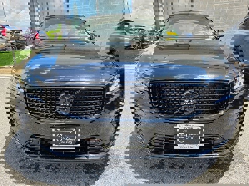 Certified 2024 Volvo S60 B5 Plus w/ Climate Package image 1
