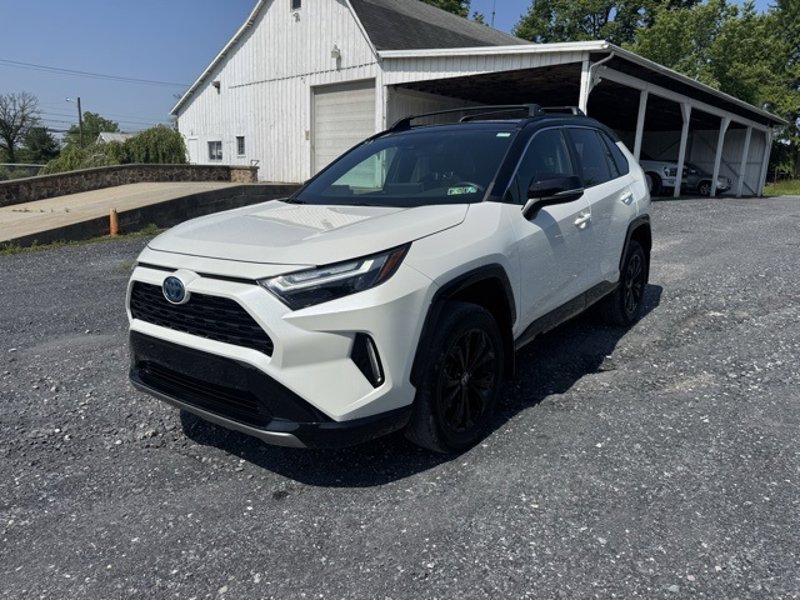 Used 2022 Toyota RAV4 XSE image 1