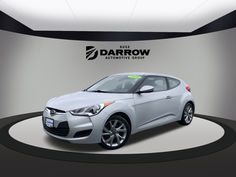 Used 2016 Hyundai Veloster image 1