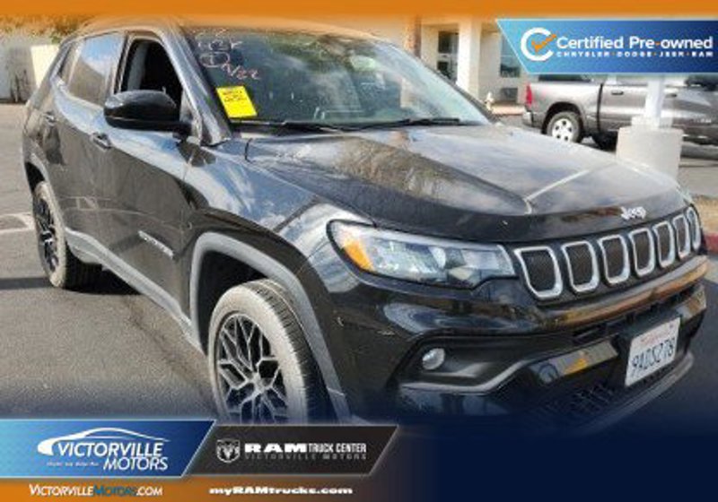 Certified 2022 Jeep Compass Latitude image 1