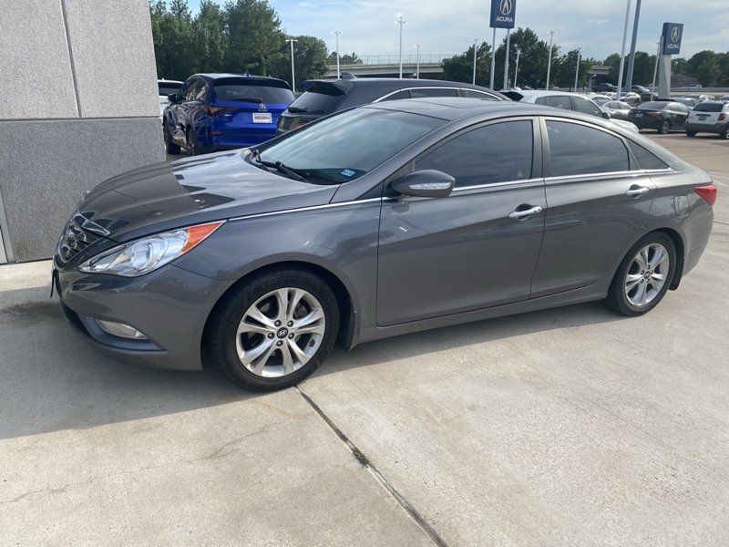 Used 2011 Hyundai Sonata Limited image 1
