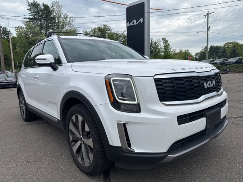Certified 2022 Kia Telluride S image 1