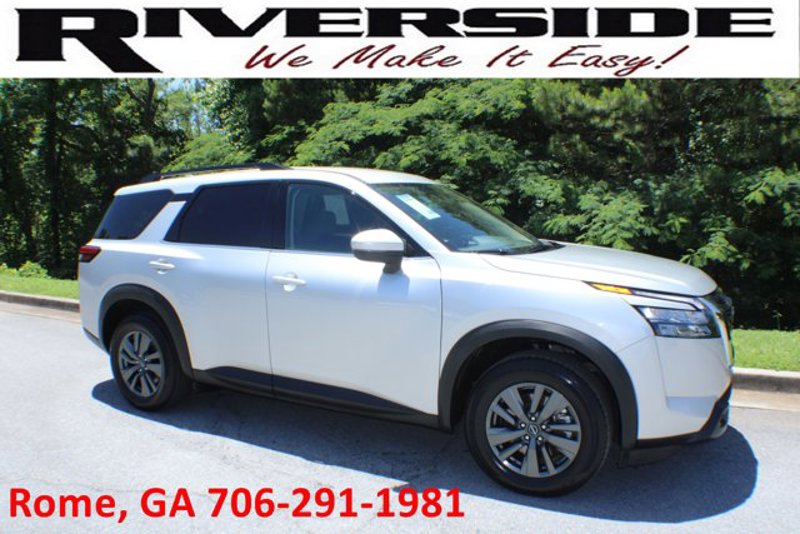 Certified 2024 Nissan Pathfinder SV image 1
