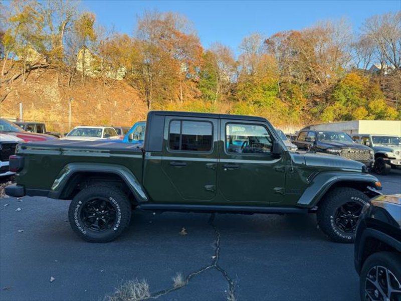 Certified 2021 Jeep Gladiator Sport image 1