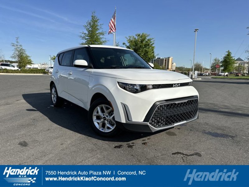 Certified 2024 Kia Soul LX w/ Option Group 015 image 1
