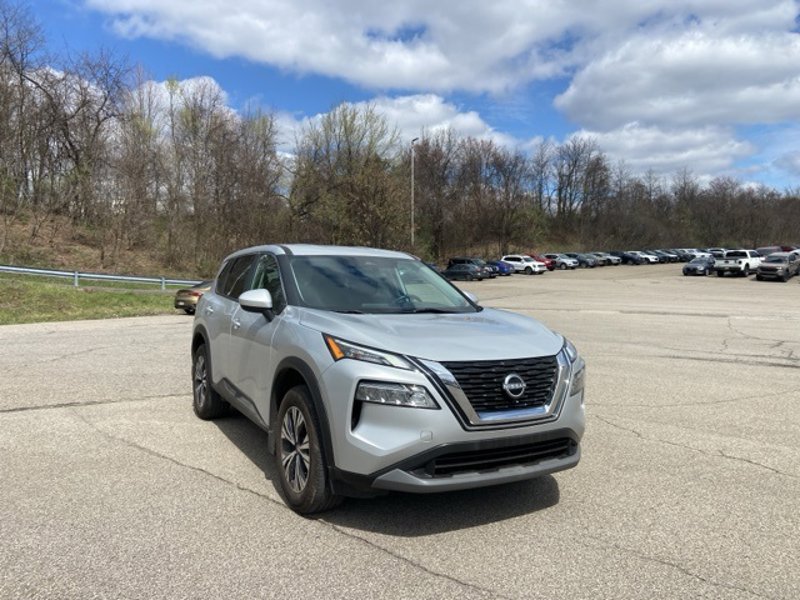 Certified 2023 Nissan Rogue SV image 1