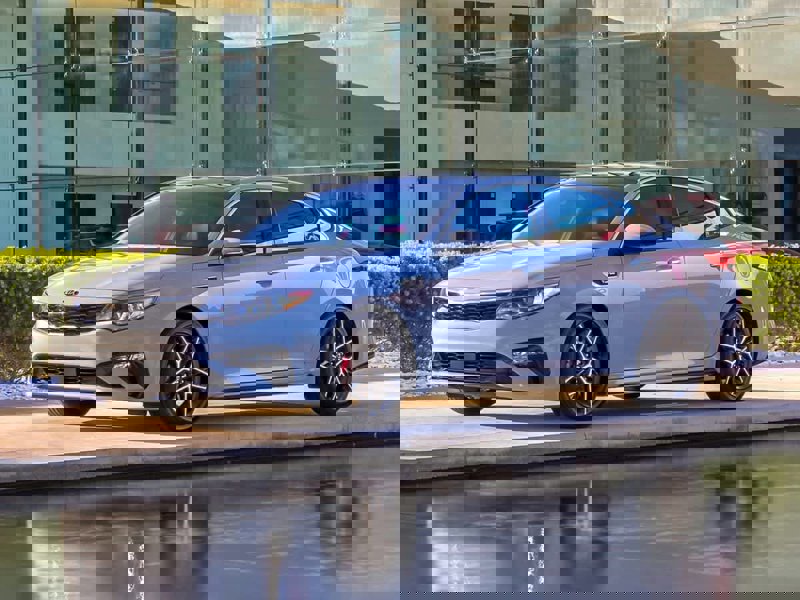 Used 2020 Kia Optima LX image 1